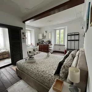  Vakantiehuis Casa Giulietta Caronti With View Of