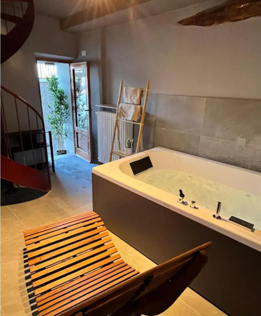 Villa Como, Jacuzzi Spa And Private Pool Blevio 0*,  Italy